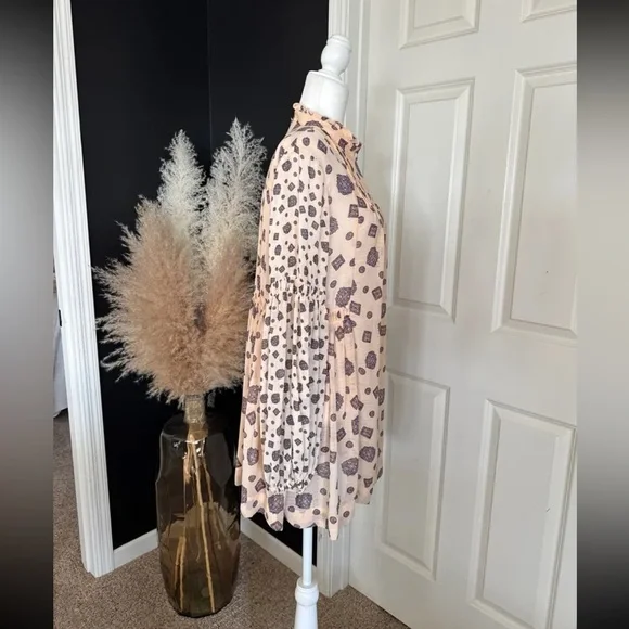 Free People Turn Turn Mini Dress Beige Cream Tea Combo Balloon Sleeve 
Sz Small - Picture 9 of 12